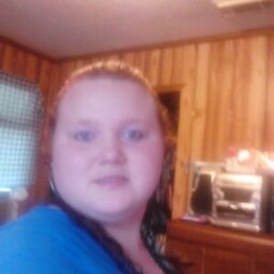 Meet your Posher, Leeann